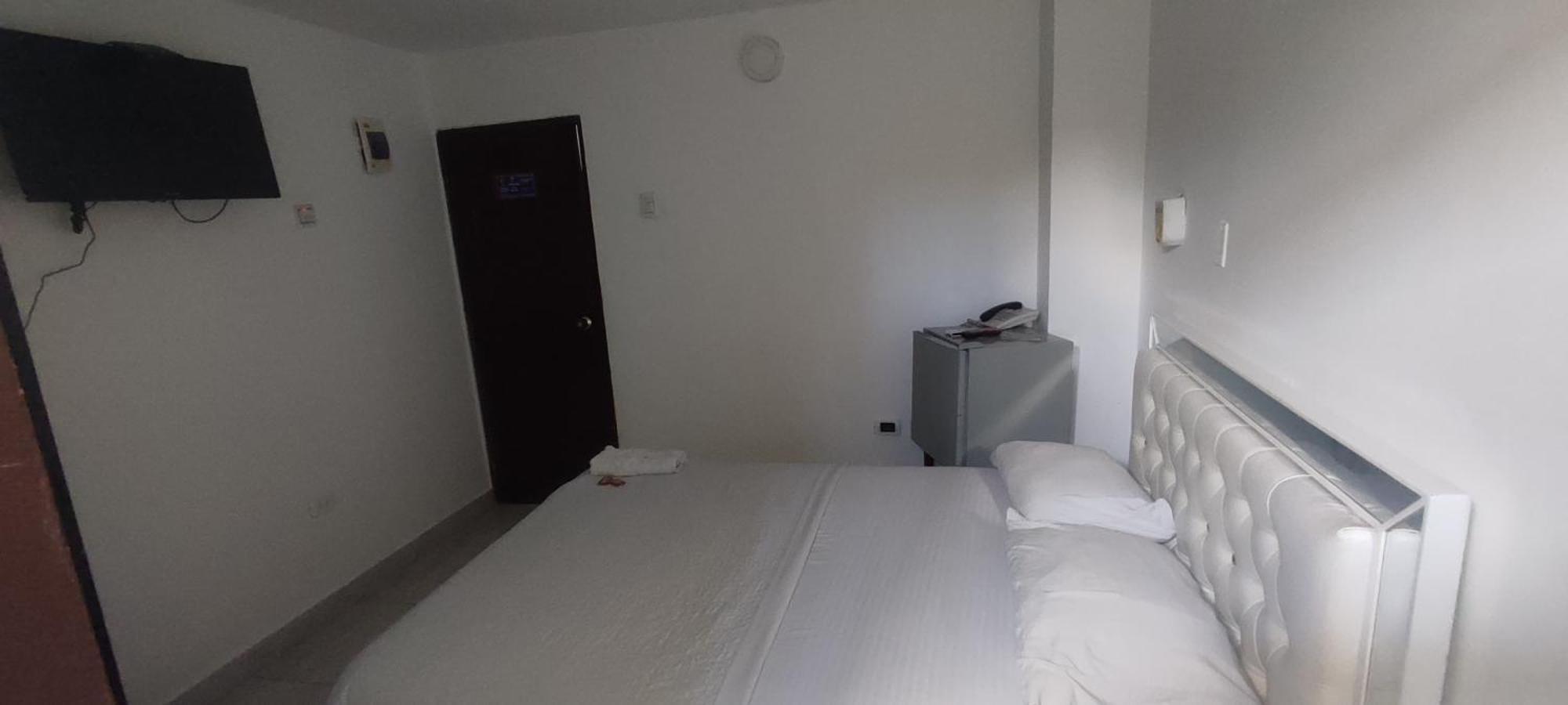 בארנקווילה Hotel Interamericano מראה חיצוני תמונה