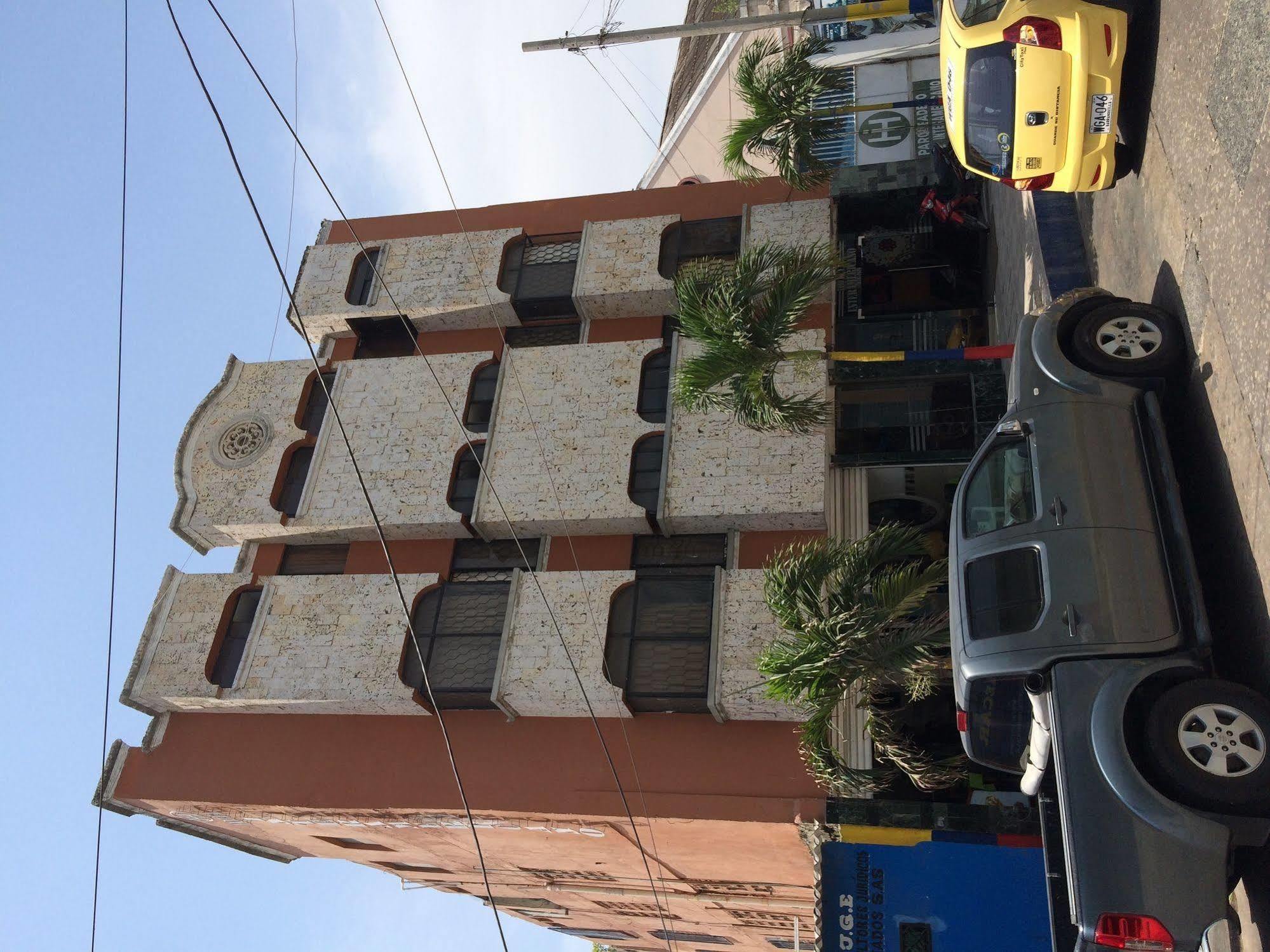 בארנקווילה Hotel Interamericano מראה חיצוני תמונה
